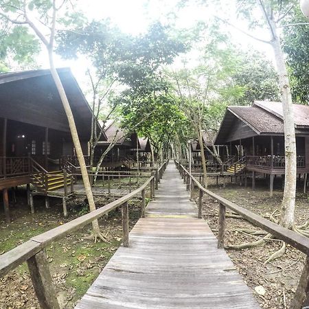 סנדקאן Bilit Rainforest Lodge מראה חיצוני תמונה